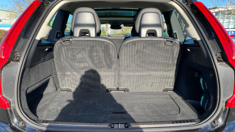 Volvo XC90 2.0 B5D [235] Plus Dark 5dr AWD Geartronic Diesel Estate